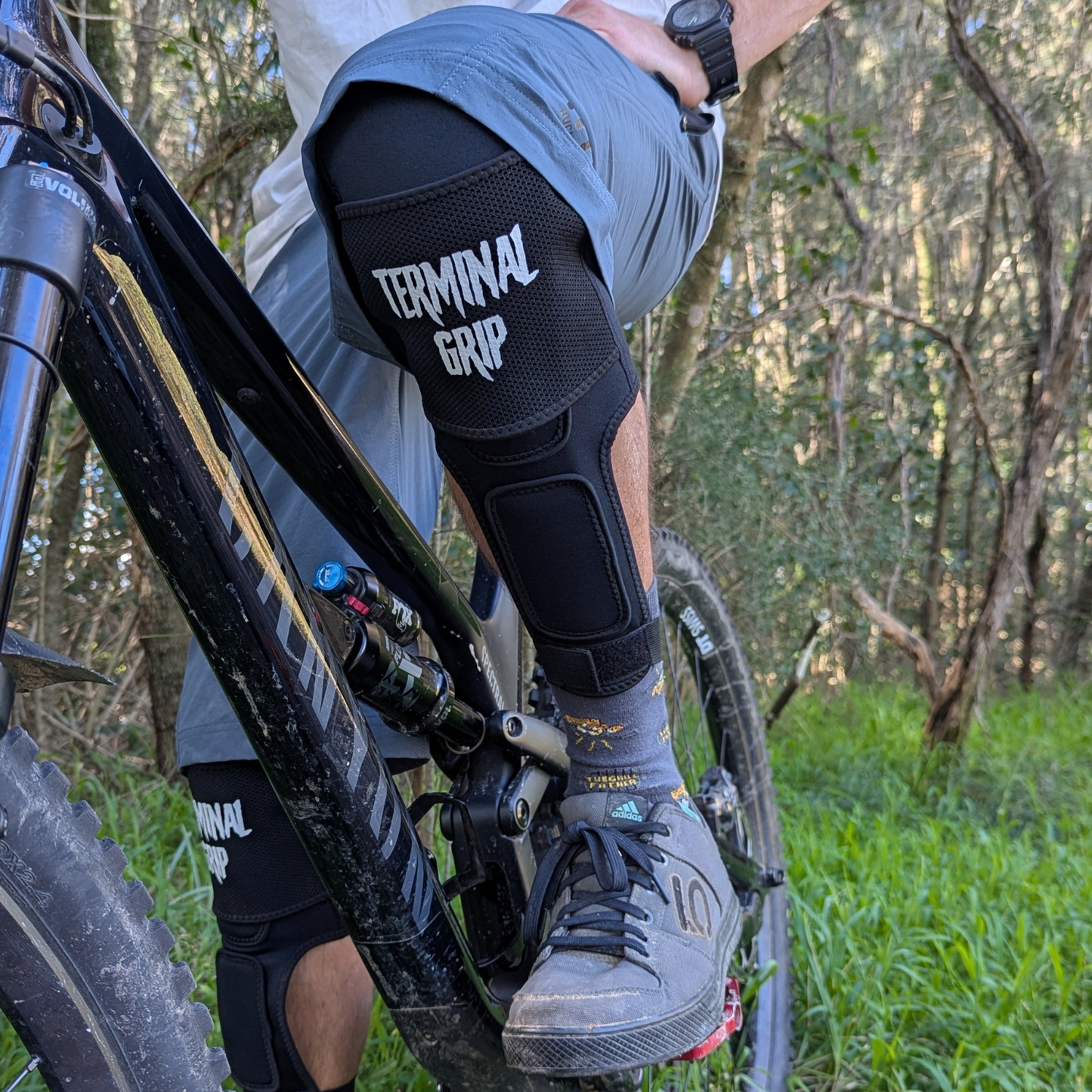 Dual-Mode Knee Pad: COMING SOON
